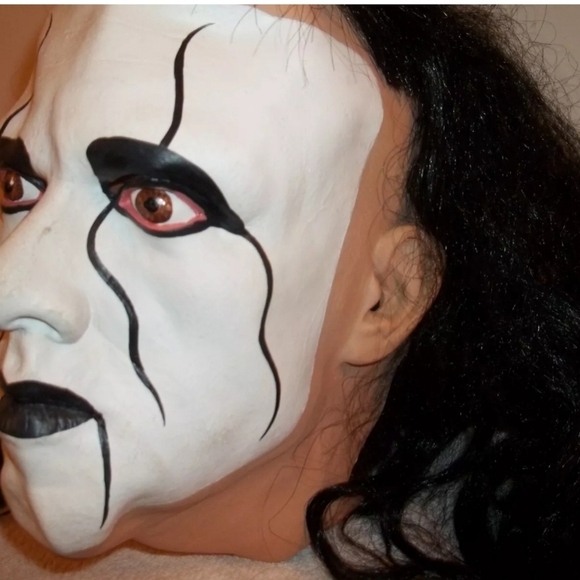 Vtg NEW UNWORN 1999 WCW WRESTLING STING WHITE FACE HALLOWEEN MASK - Picture 4 of 6